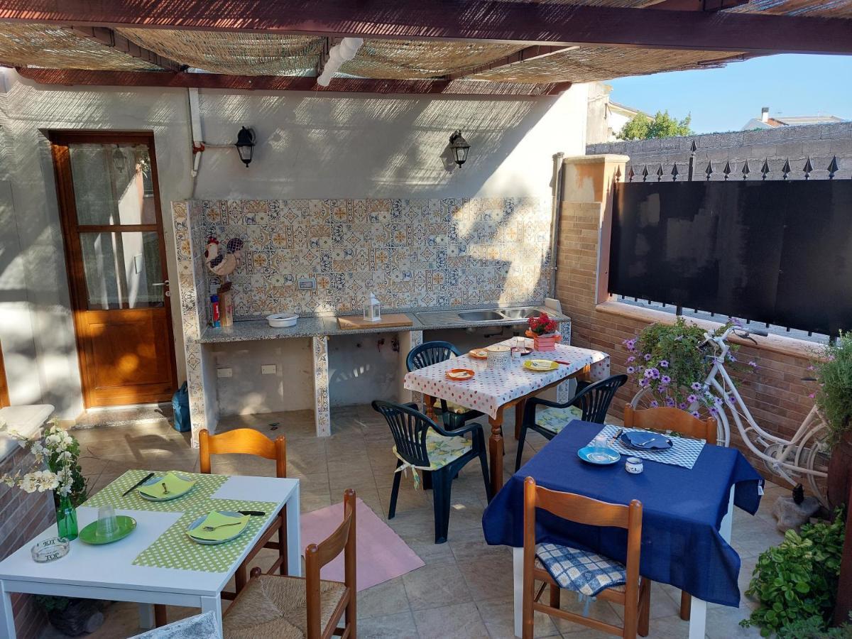 Holiday Room Sa Tebia Oristano Exteriér fotografie